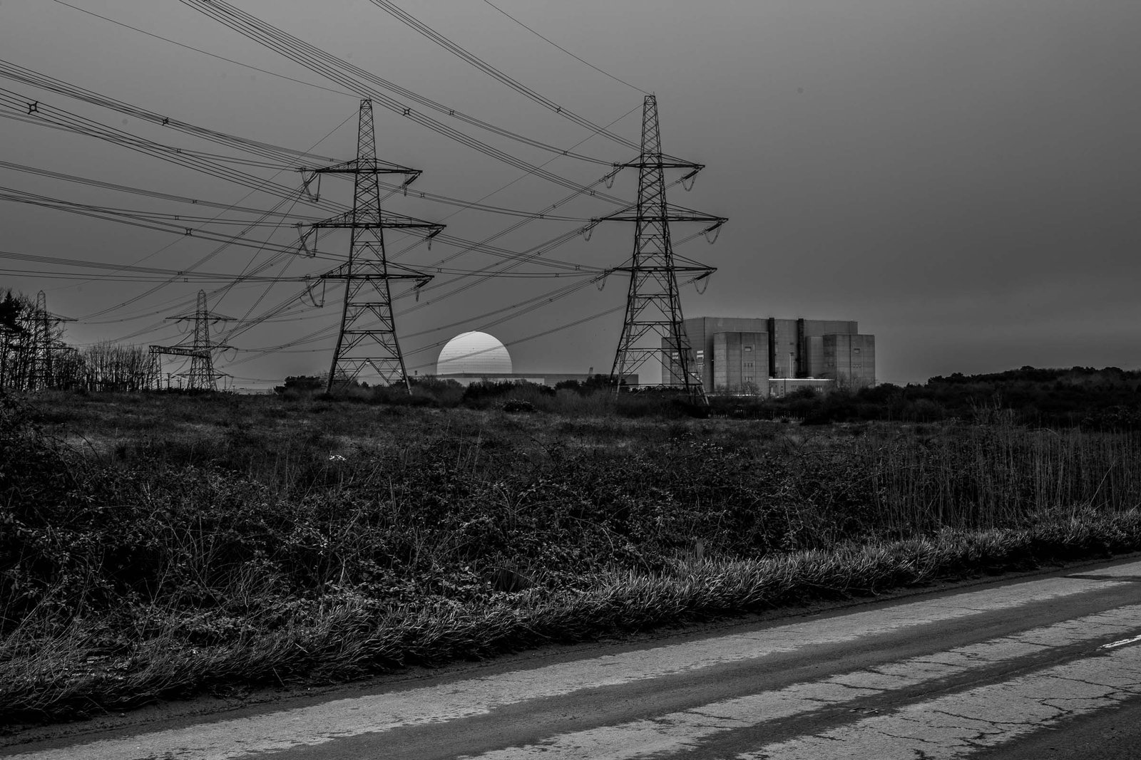 Sizewell B nuclear power station with electricity pylons, Suffolk — Frame to Grain
